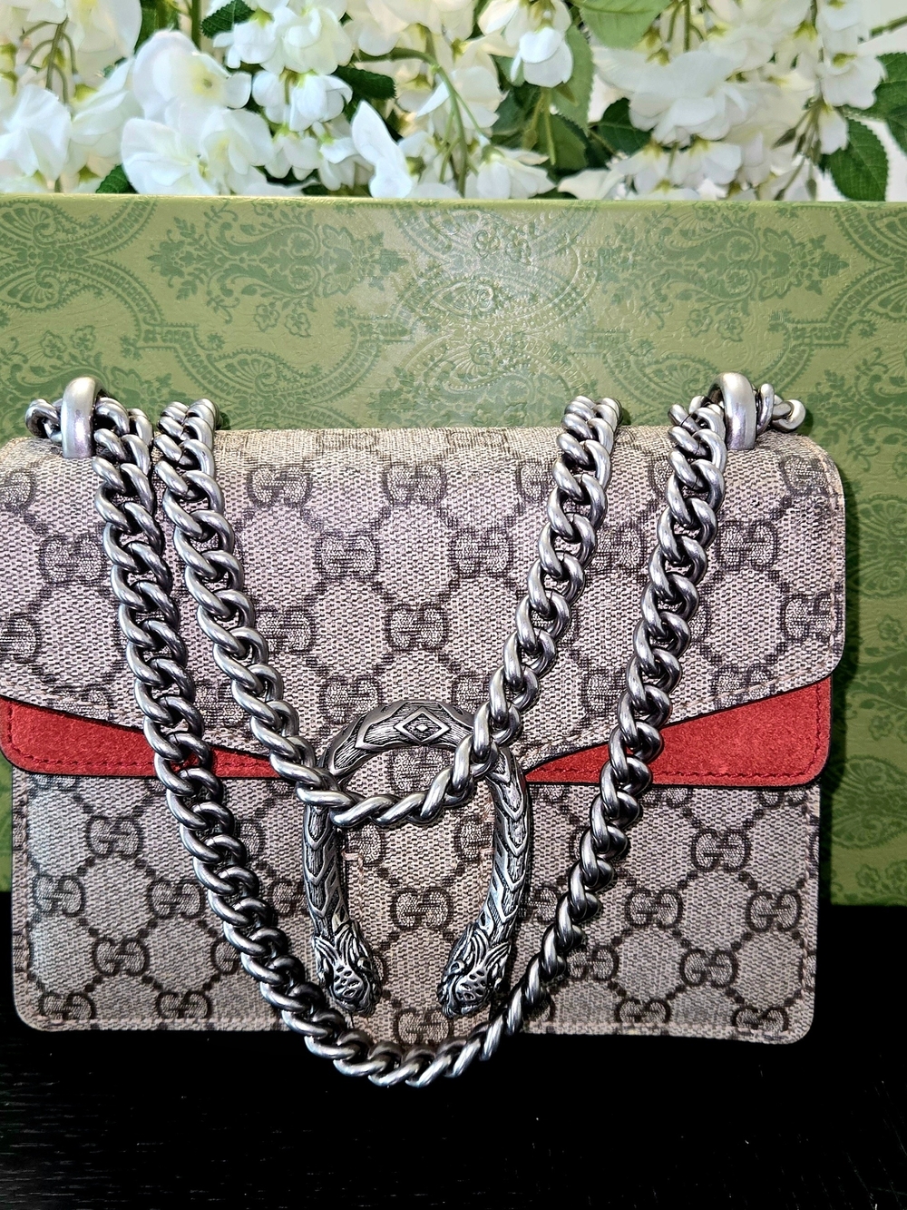 Gucci GG Supreme Small Dionysus Shoulder Bag in Beige/Red